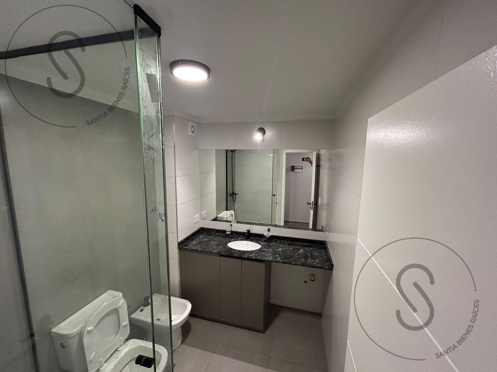 STUDIO APARTMENT FOR SALE WITH FRONT BALCONY AND BARBECUE IN NUEVA CBA