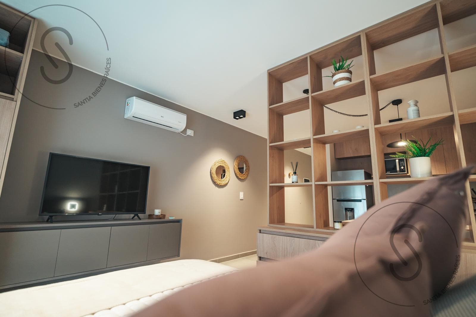 STUDIO APARTMENT FOR SALE WITH FRONT BALCONY AND BARBECUE IN NUEVA CBA