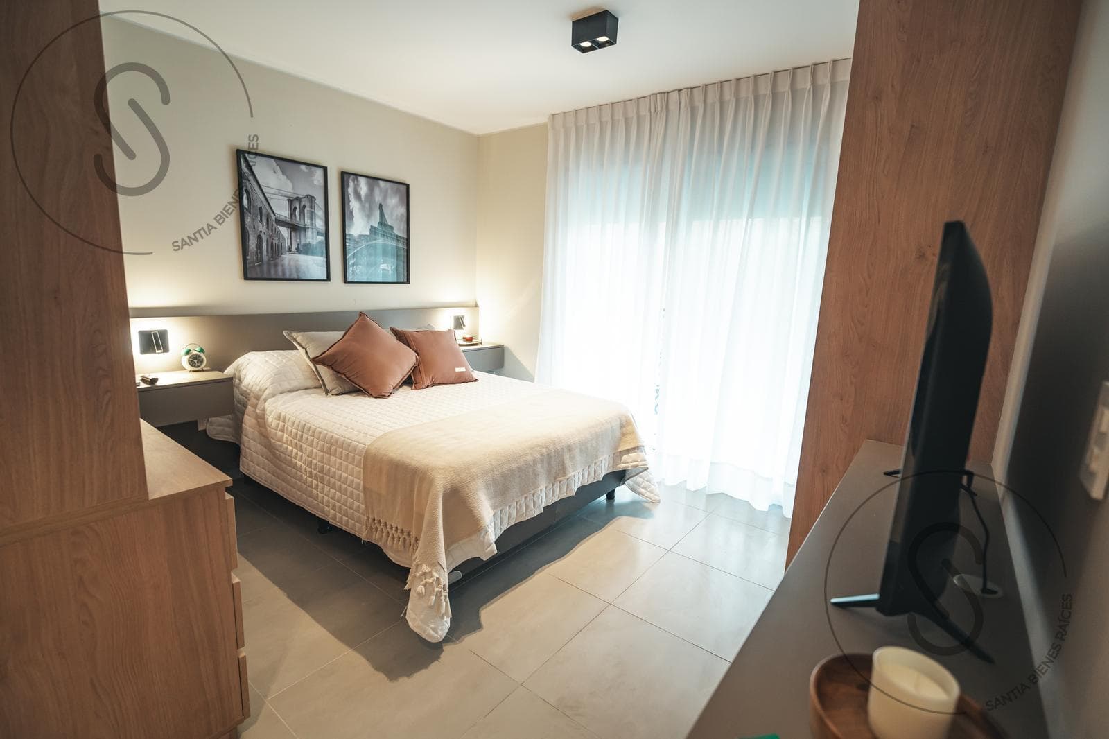 STUDIO APARTMENT FOR SALE WITH FRONT BALCONY AND BARBECUE IN NUEVA CBA