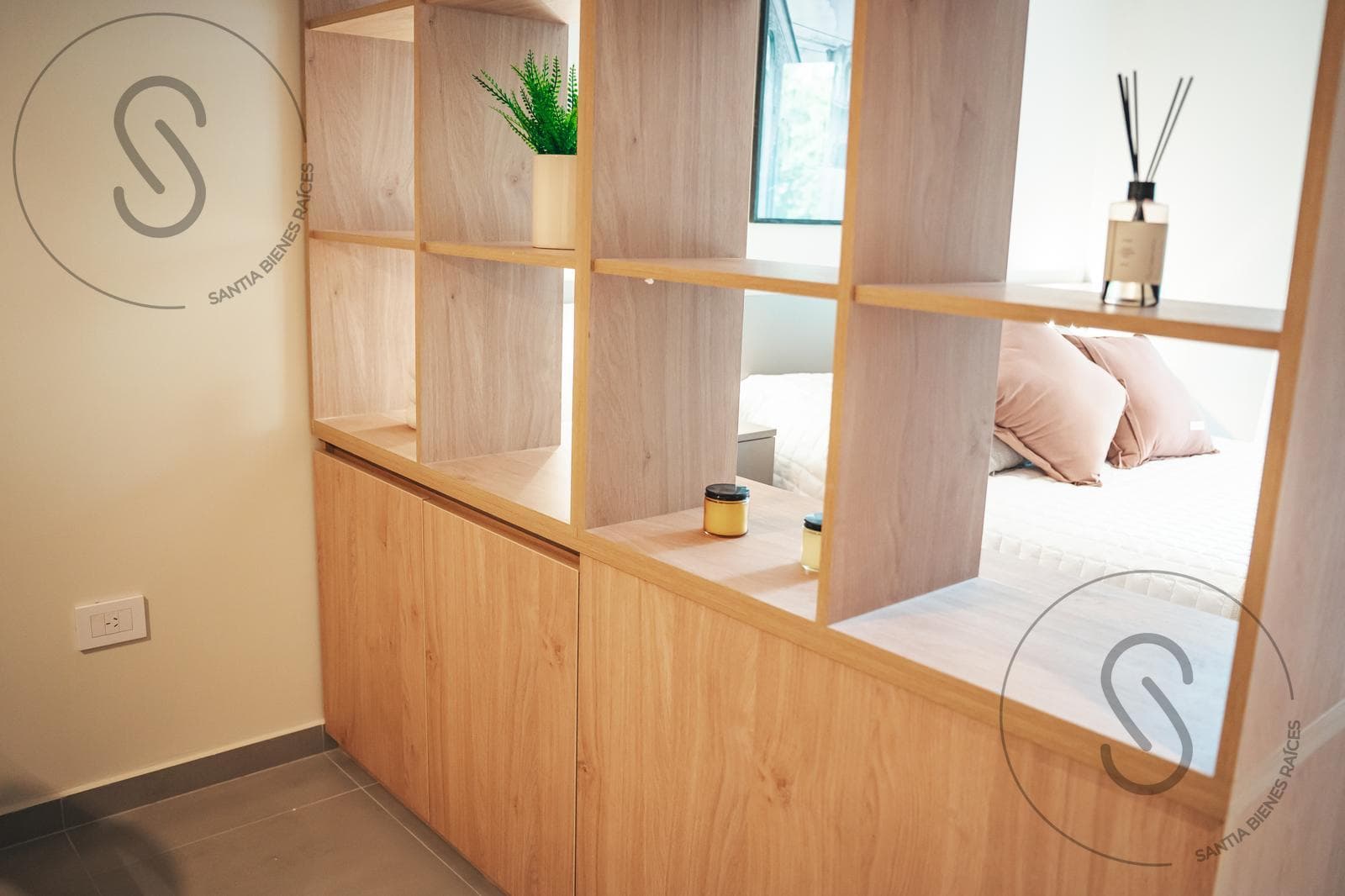 STUDIO APARTMENT FOR SALE WITH FRONT BALCONY AND BARBECUE IN NUEVA CBA