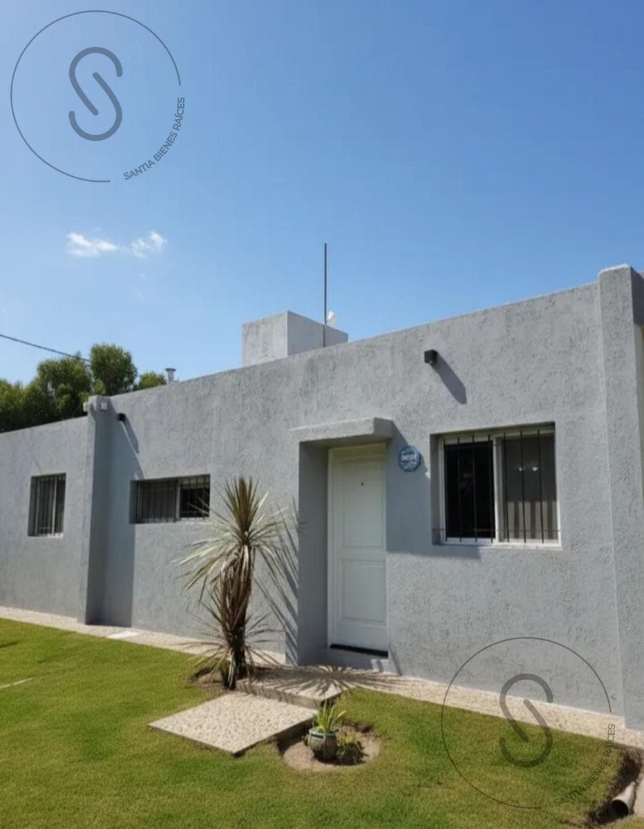 HOUSE FOR SALE IN ANISACATE: 3 BEDROOMS, EXCELLENT LOCATION