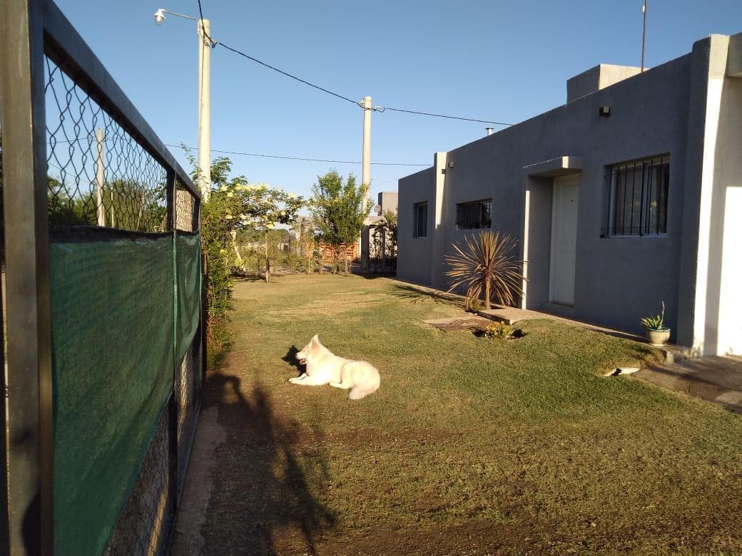 HOUSE FOR SALE IN ANISACATE: 3 BEDROOMS, EXCELLENT LOCATION