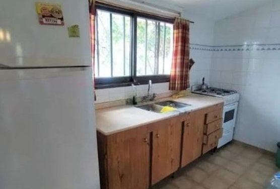 3-BEDROOM HOUSE FOR SALE IN TANTI VIEJO, LARGE PARK WITH A POOL!!
