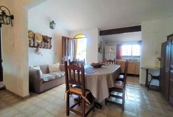 3-BEDROOM HOUSE FOR SALE IN TANTI VIEJO, LARGE PARK WITH A POOL!!