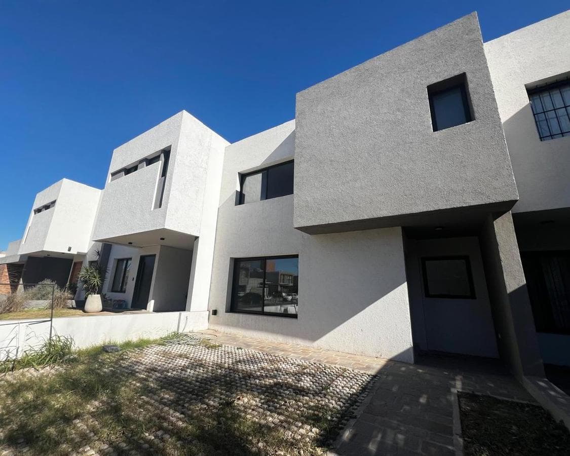 GREENVILLE II DUPLEX FOR SALE