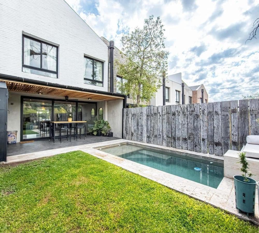 House for sale in the Villa Belgrano housing development!