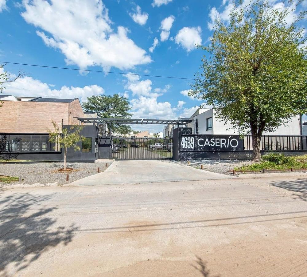 House for sale in the Villa Belgrano housing development!