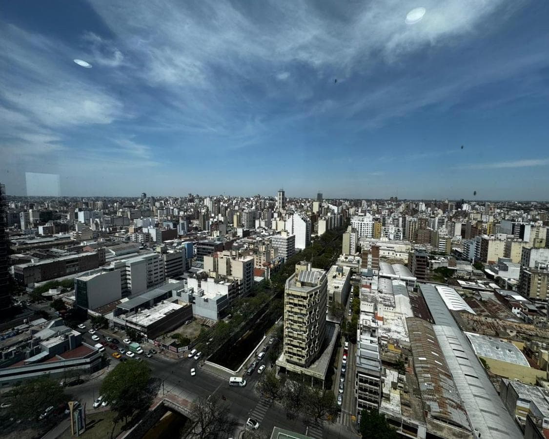OFFICE FOR RENT, 20TH FLOOR, CAPITALINAS, SPECTACULAR VIEWS