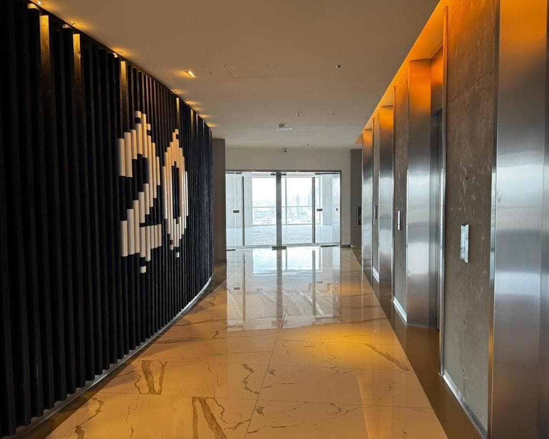 OFFICE FOR RENT, 20TH FLOOR, CAPITALINAS, SPECTACULAR VIEWS