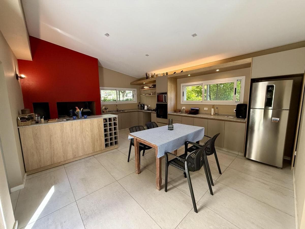 BRAND-NEW 3-BEDROOM HOUSE FOR SALE IN LA RUFINA