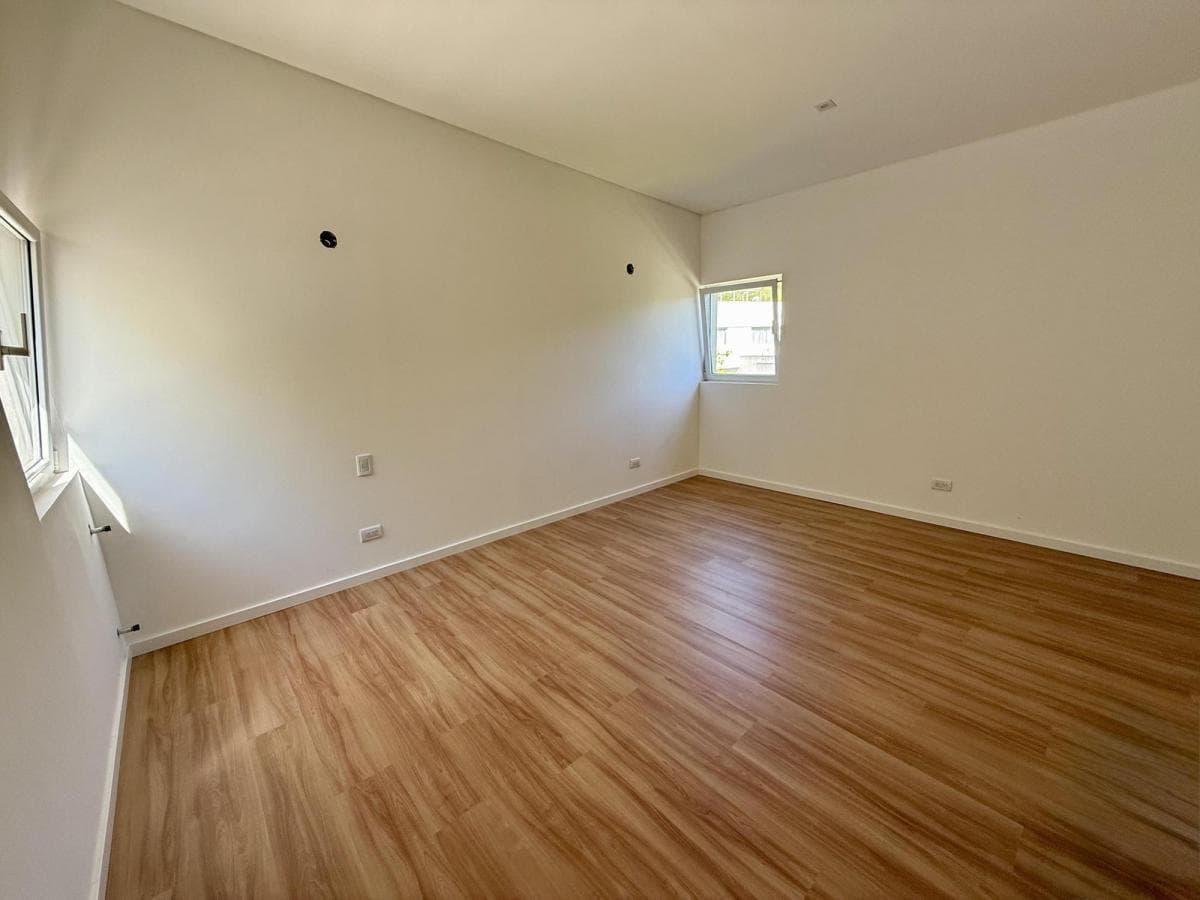 BRAND-NEW 3-BEDROOM HOUSE FOR SALE IN LA RUFINA