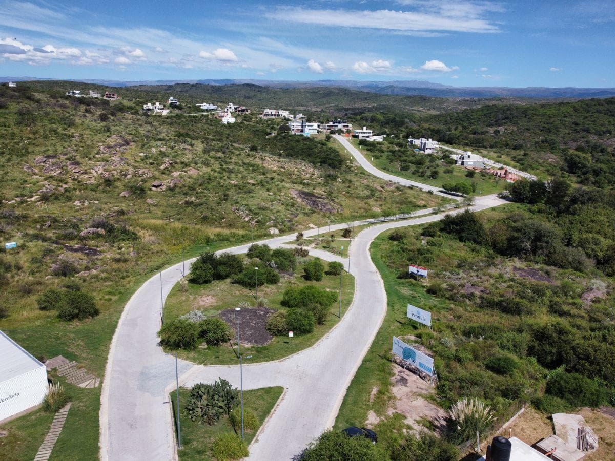 2-BEDROOM HOUSE FOR SALE IN CARLOS PAZ
