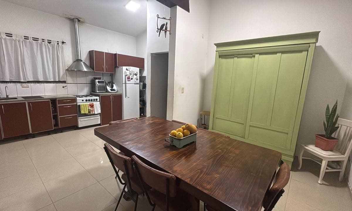 HOUSE, APARTMENT, OR COMMERCIAL SPACE FOR SALE ACROSS FROM THE CHURCH AND PLAZA IN VILLA ALLENDE, CORDOBA