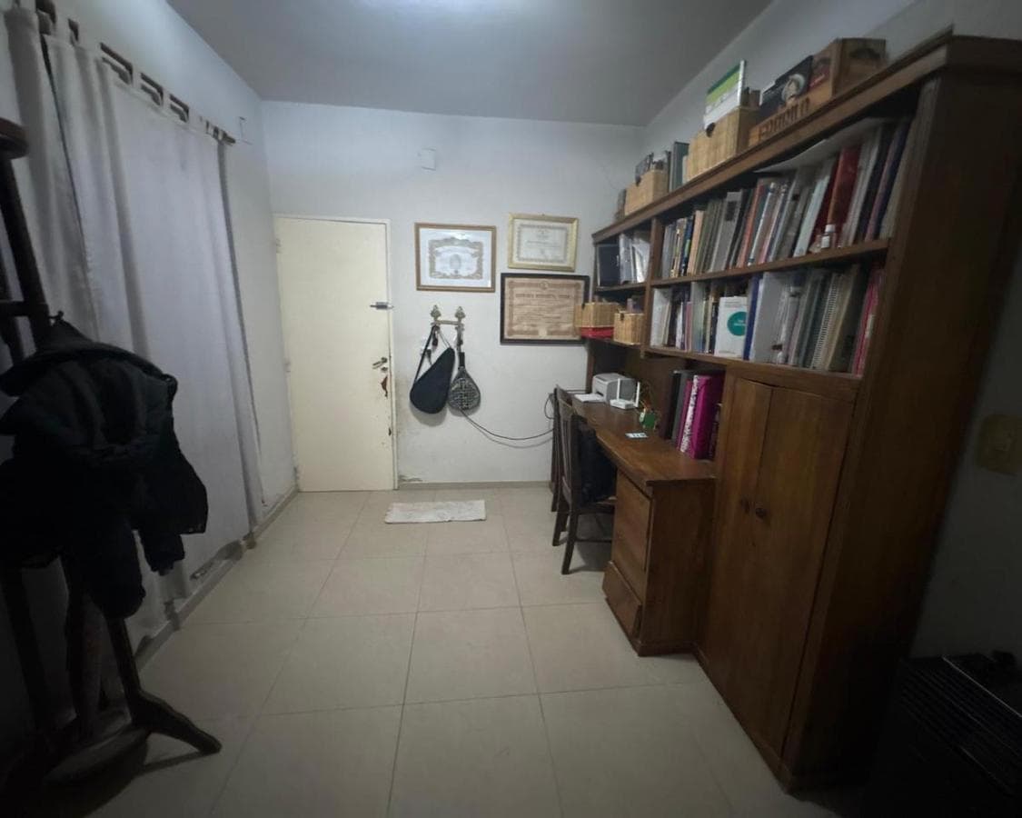 HOUSE, APARTMENT, OR COMMERCIAL SPACE FOR SALE ACROSS FROM THE CHURCH AND PLAZA IN VILLA ALLENDE, CORDOBA