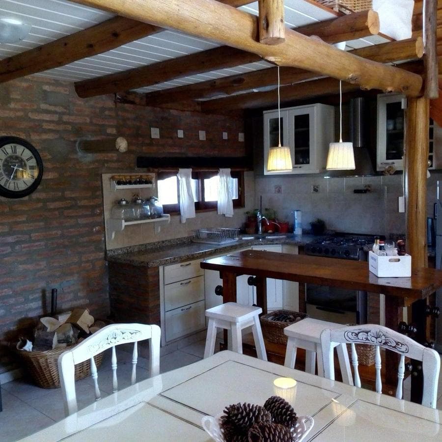 FOR SALE: EXCELLENT 3-BEDROOM HOUSE IN VILLA GIARDINO WITH A 1-BEDROOM APARTMENT