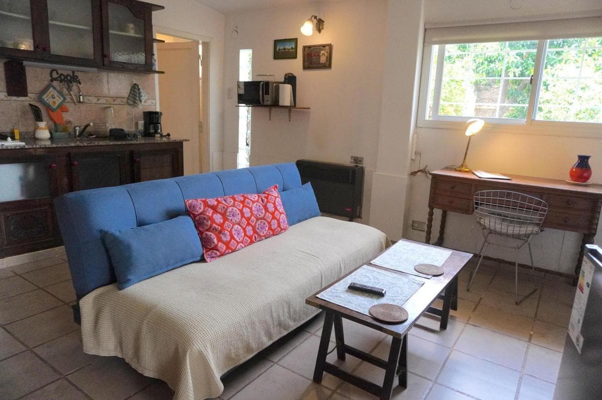 Casa en Venta en Cerro de las Rosas 822 m de Terreno, Pileta, 4 Dormitorios y Excelente Ubicación