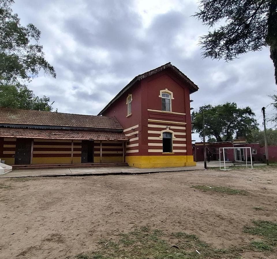 LARGE HOUSE WITH RENTAL INCOME LAND FOR DEVELOPMENT