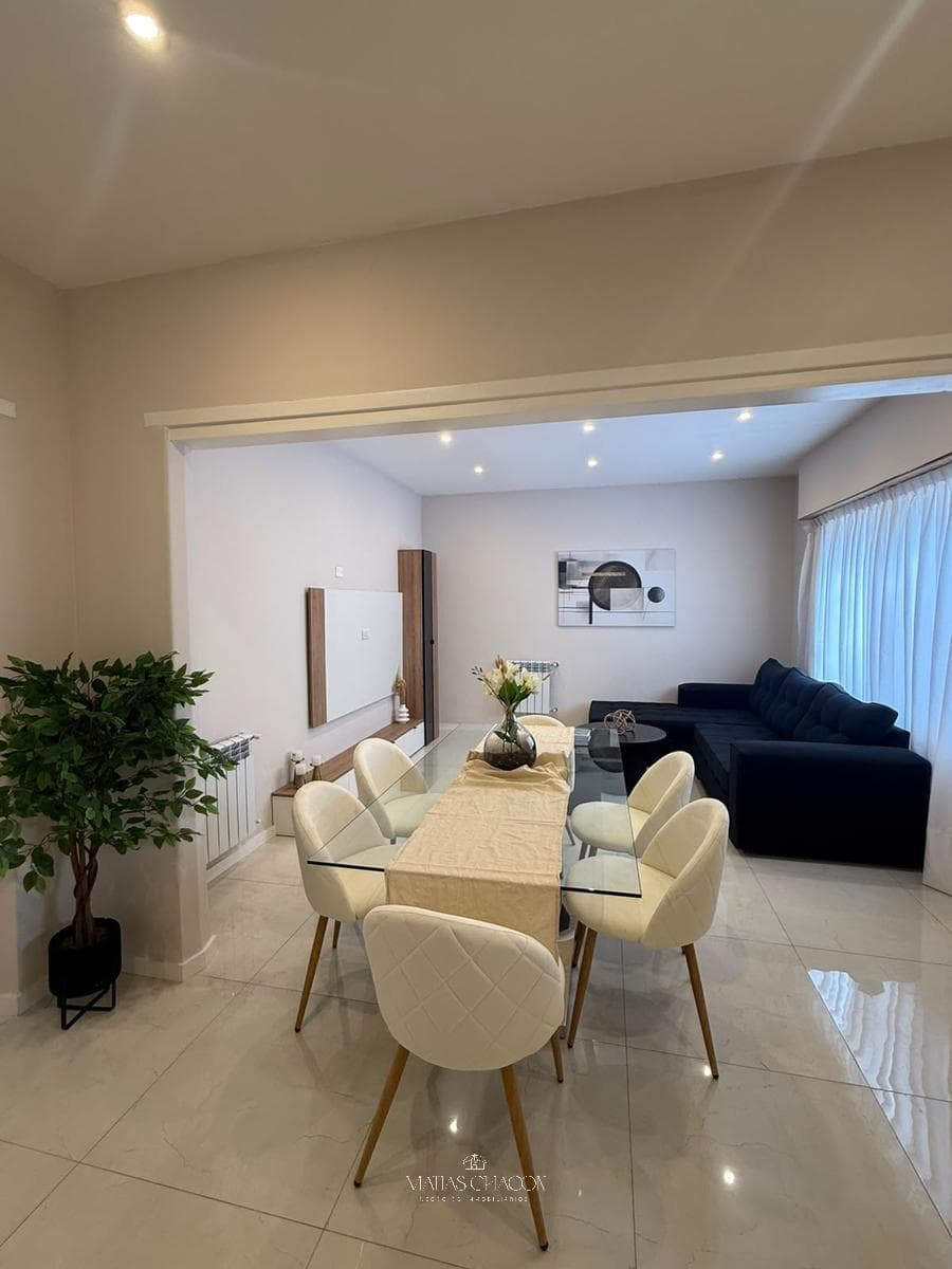 Excellent Townhouse in PH, Completely Renovated to Look Brand New