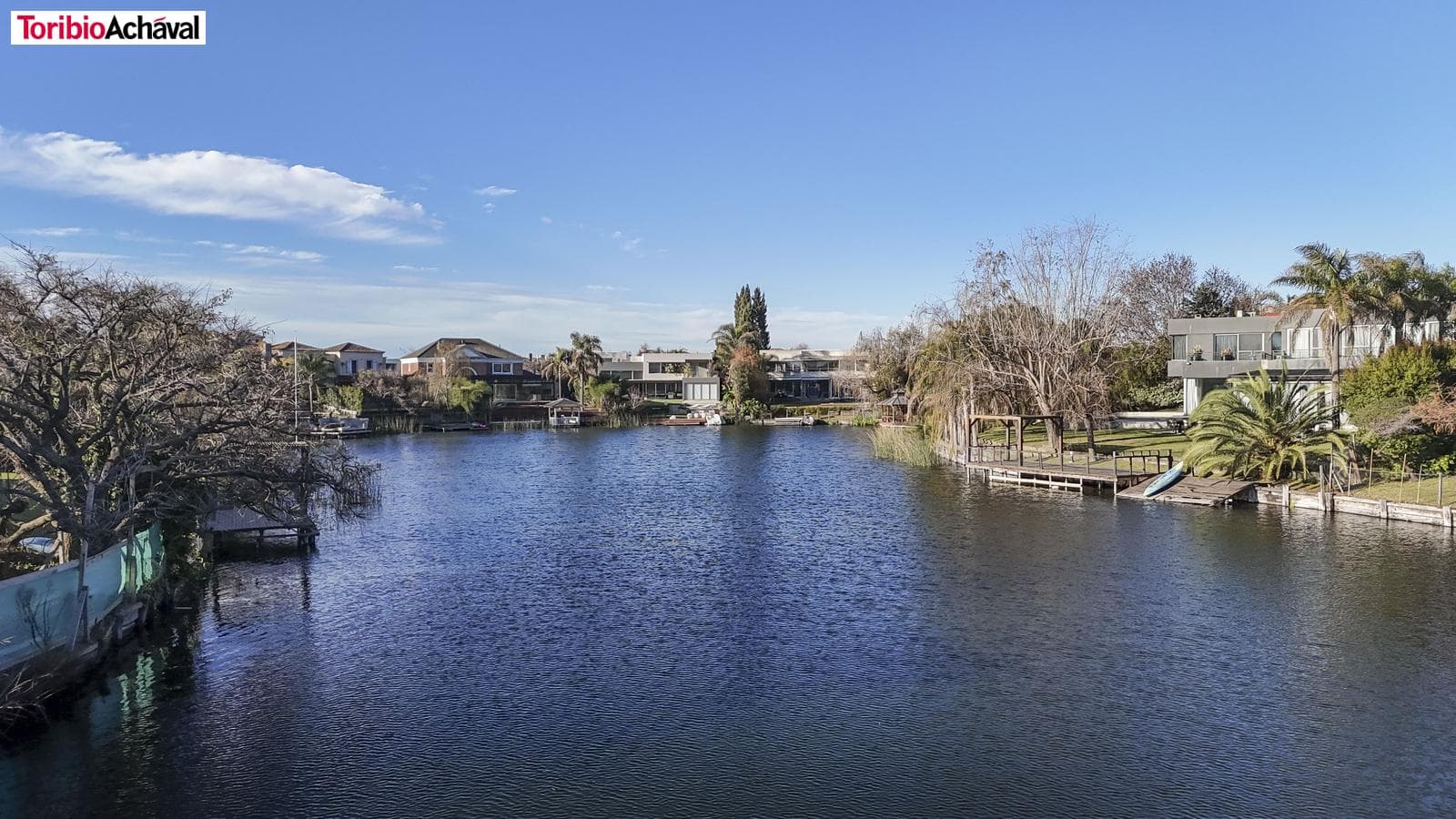 Exclusive premium waterfront home in Los Castores
