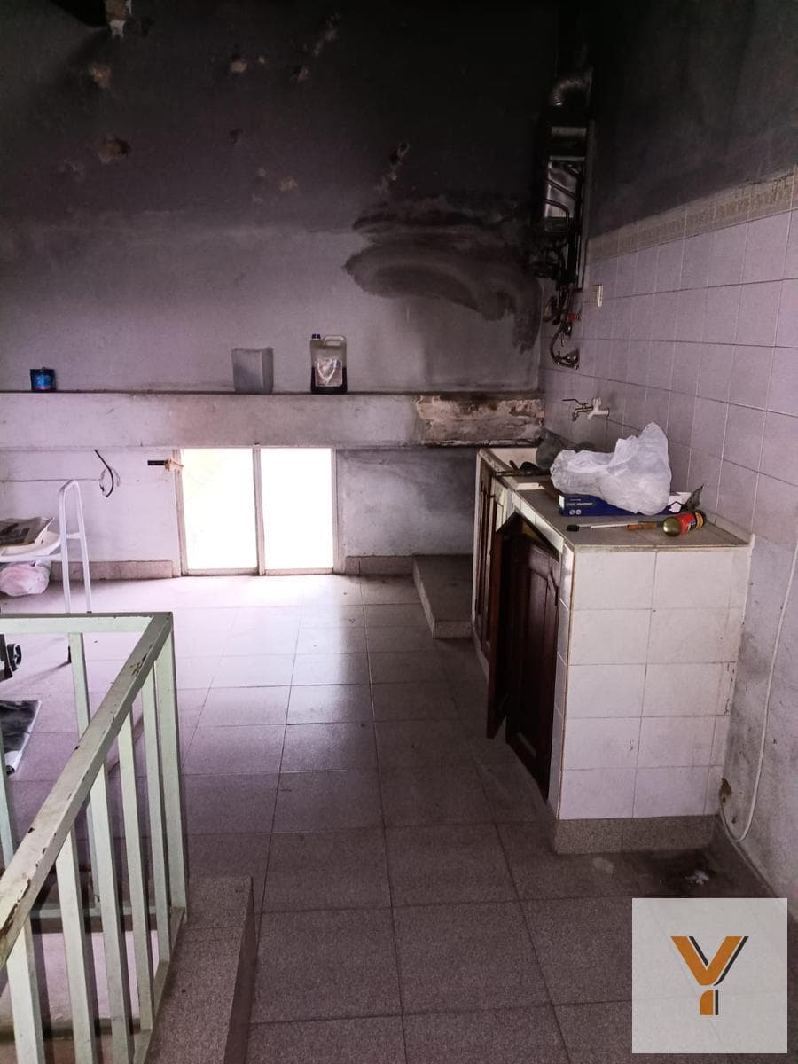 Apartment for Sale - 4 Bedrooms, 2 Bathrooms - 224.87 m - Avellaneda