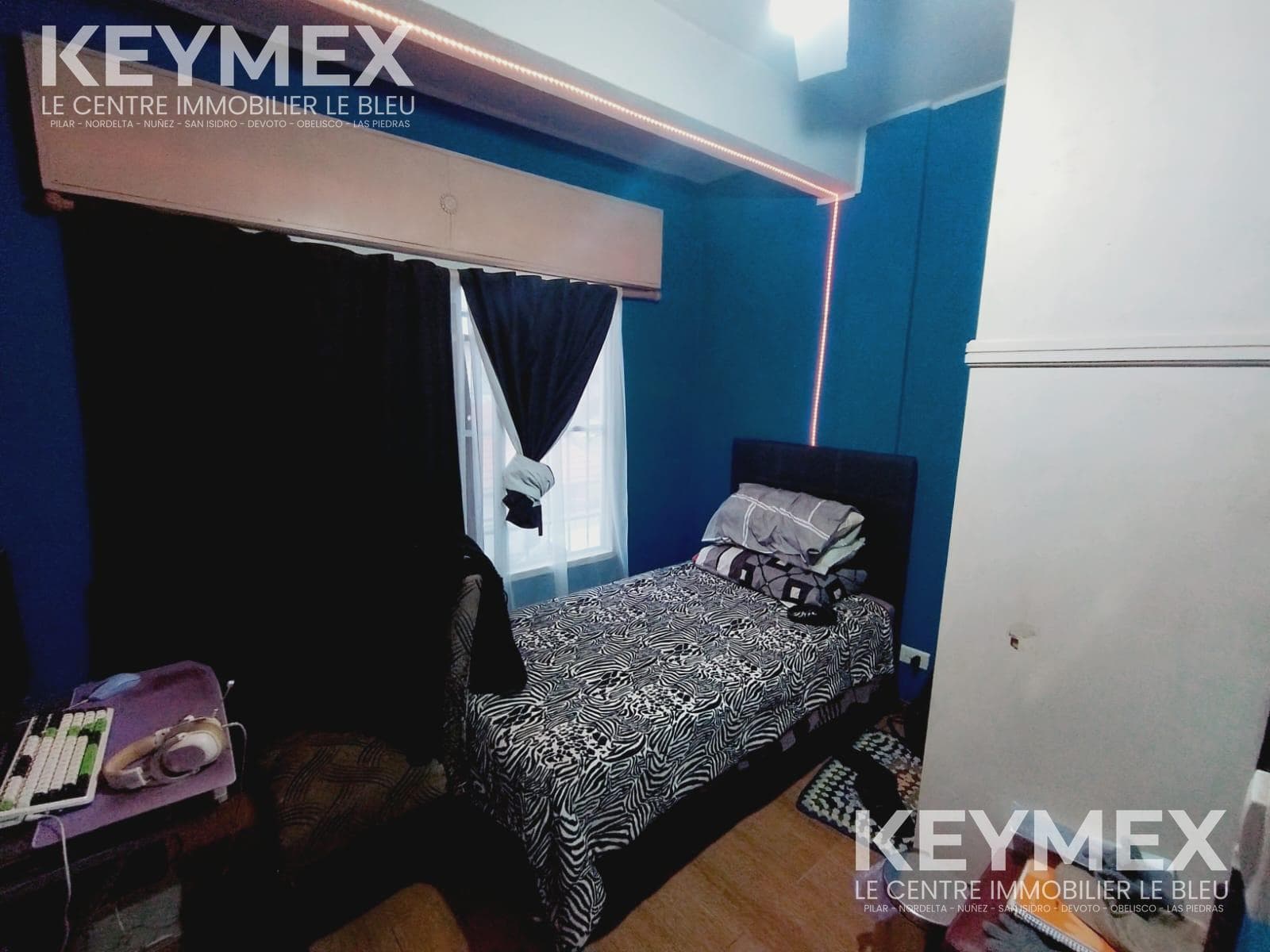 Two-story house for sale to continue construction