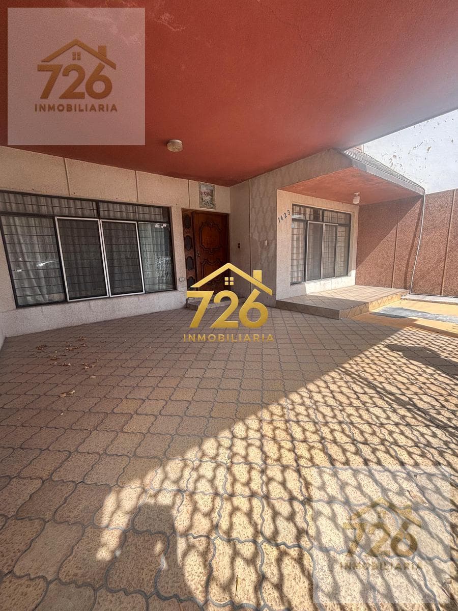 HOUSE FOR SALE IN DOWNTOWN MONTERREY, NUEVO LEÓN