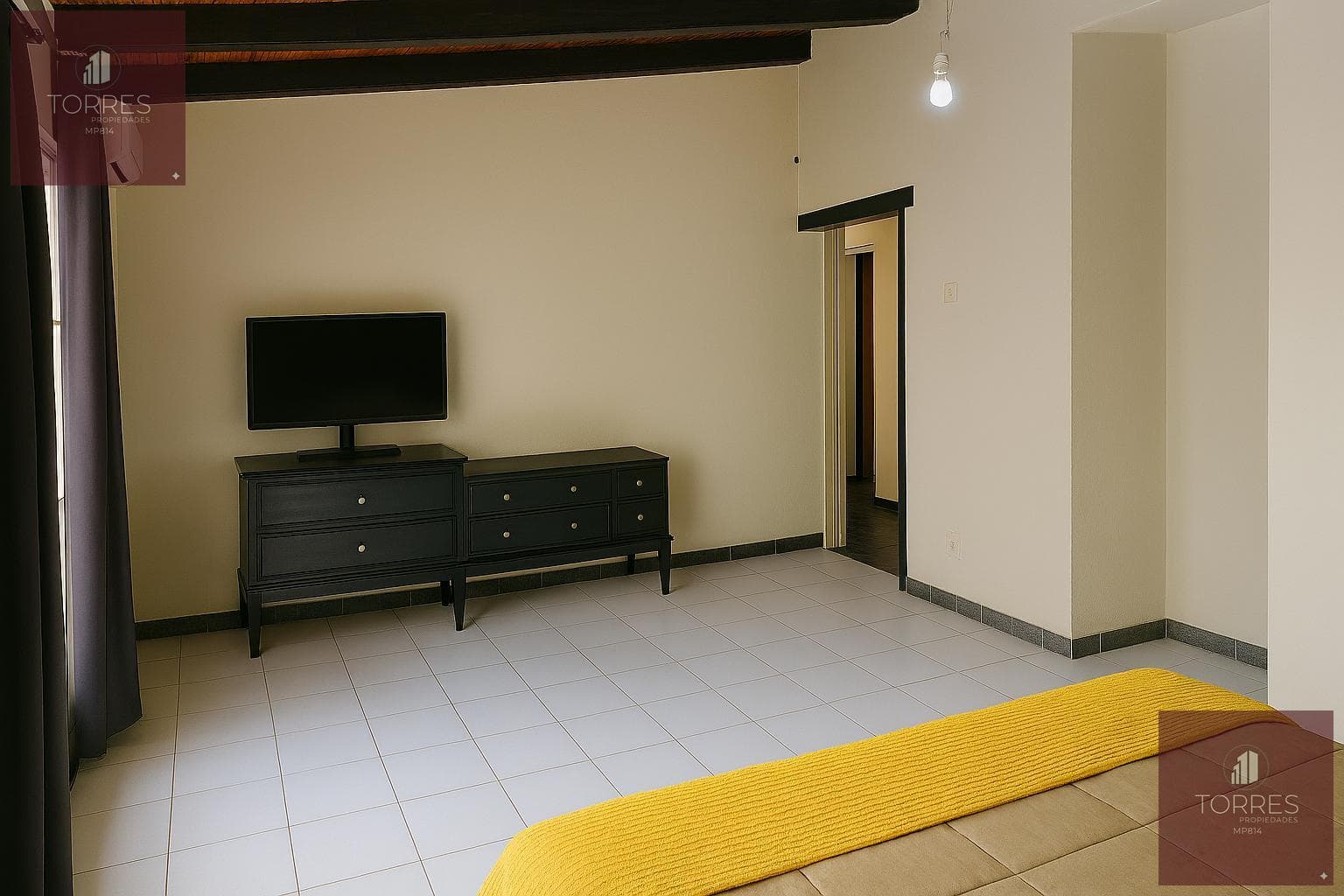HOUSE PLUS THREE APARTMENTS FOR SALE IN VILLA MERCEDES, SAN LUIS—IDEAL FOR INVESTORS