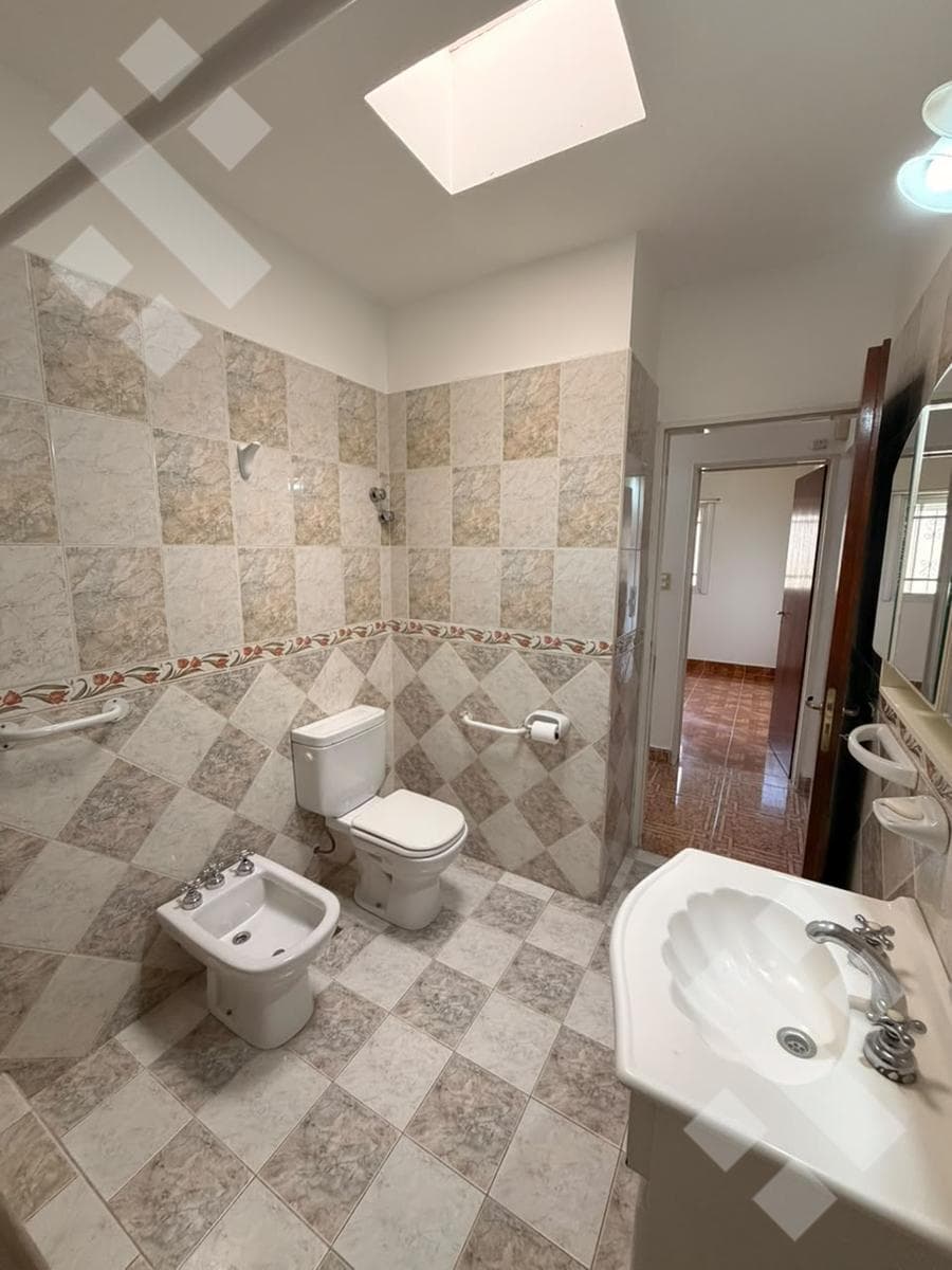 For Sale | 3-Bedroom House | Financing Available | Hunter Neighborhood | Plottier