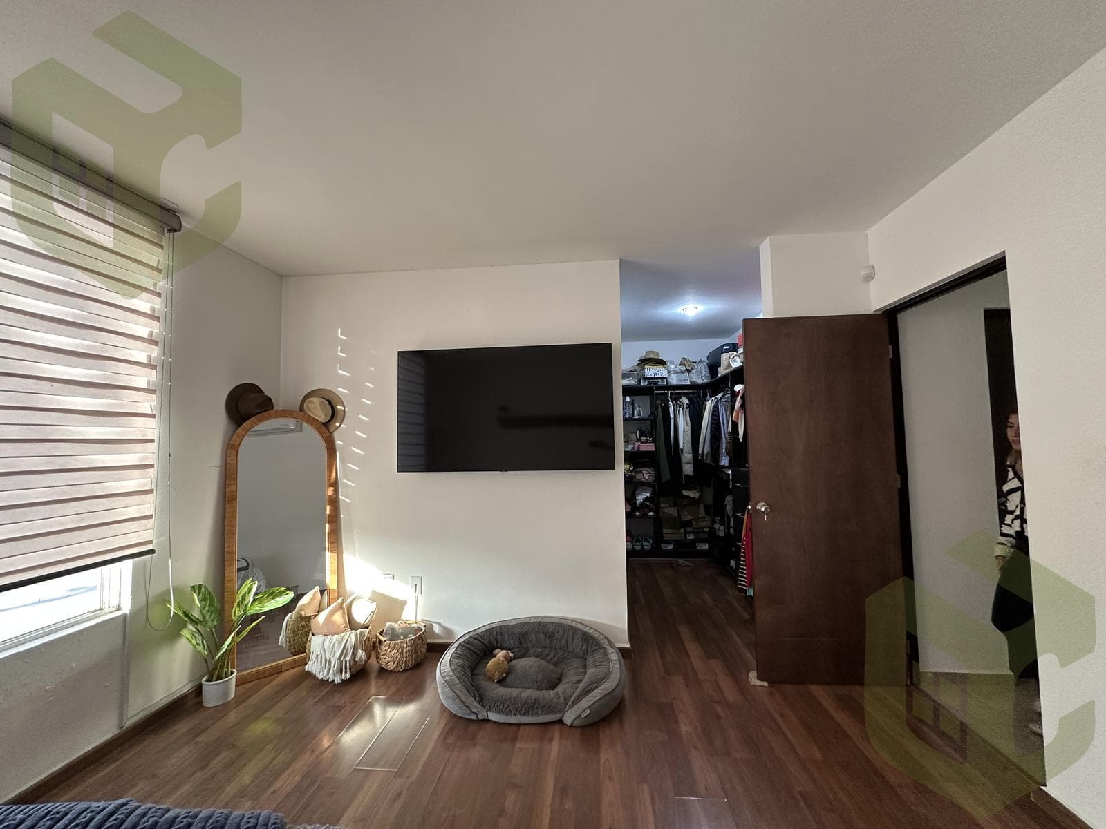 HOUSE IN EXCELLENT CONDITION WITH INCREDIBLE VIEWS