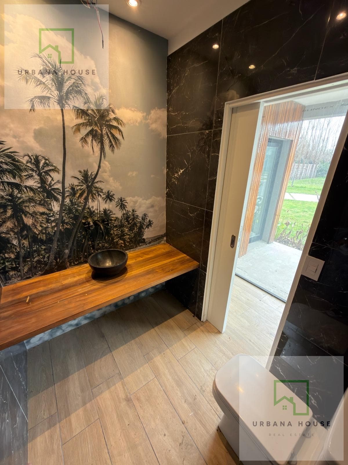 Home - Lagoon Pilar