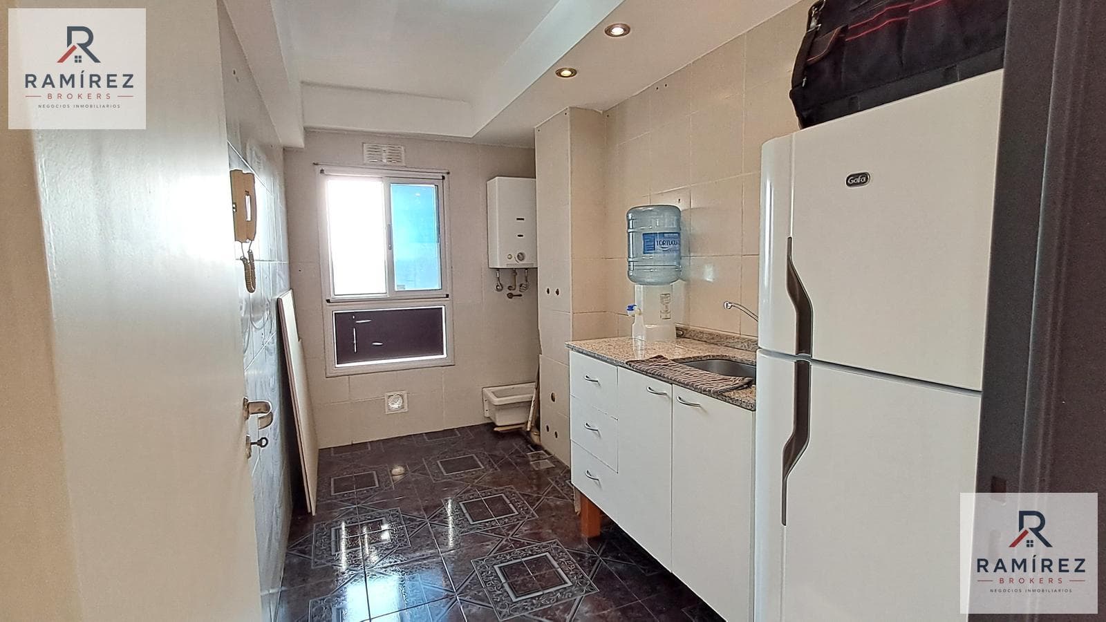 3-ROOM APARTMENT FACING THE STREET WITH A BALCONY IN BUENOS AIRES