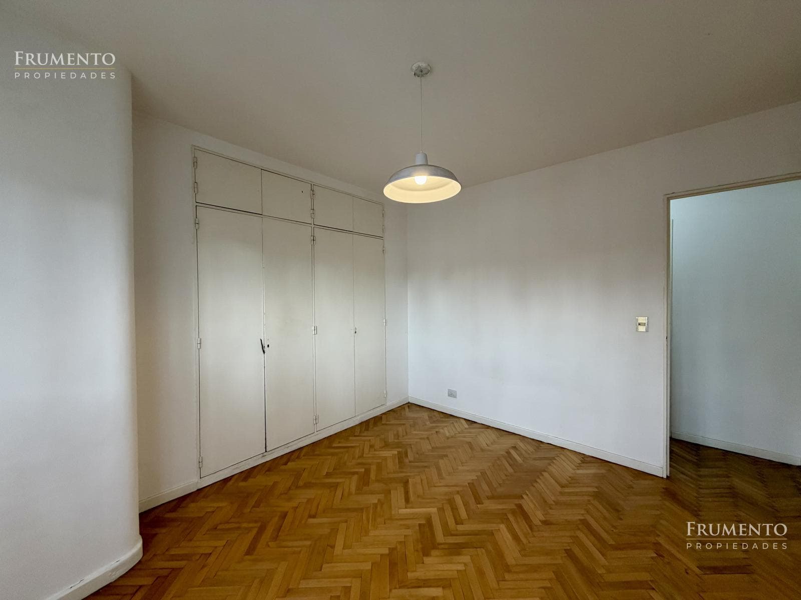 2-room apartment in Florida Mitre/East