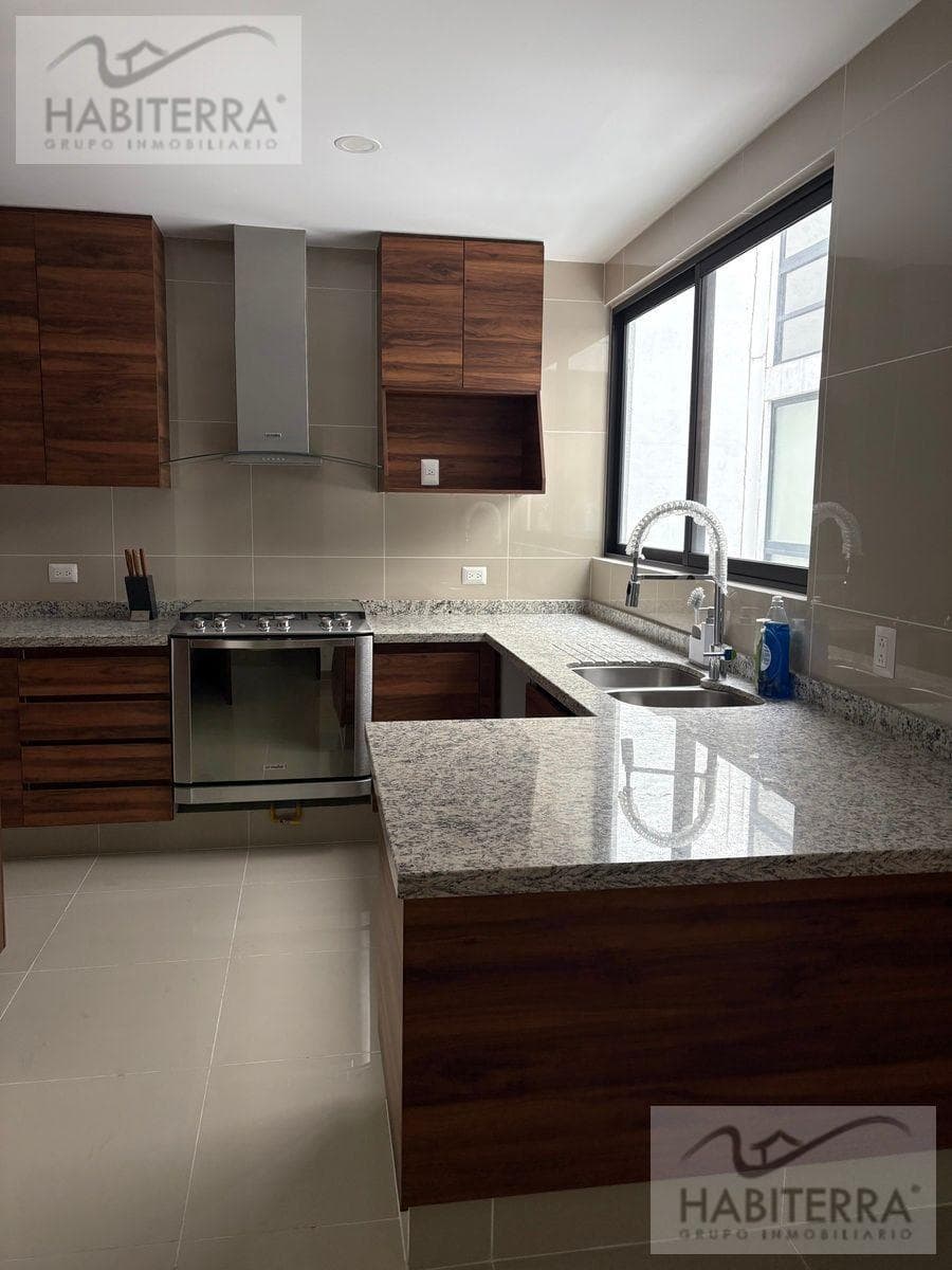 Venta excelente Departamento en Del Valle Centro