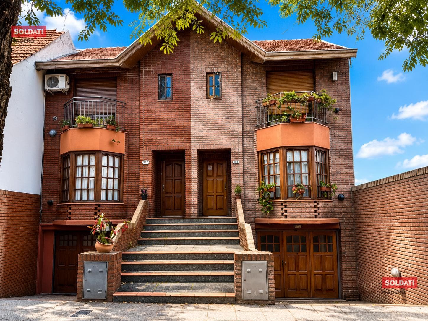3-room triplex for sale with garage and parking space