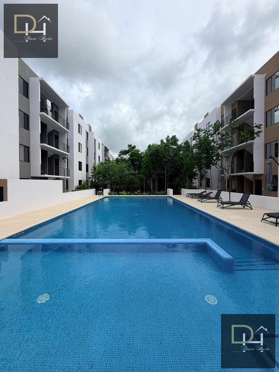 BEAUTIFUL 3-BEDROOM APARTMENT FOR RENT ON THE GROUND FLOOR IN THE VASSARI RESIDENCE!!