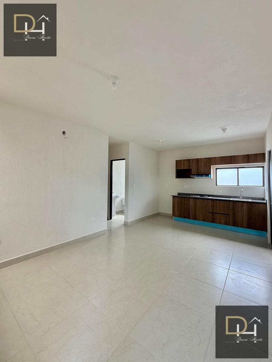 BEAUTIFUL 3-BEDROOM APARTMENT FOR RENT ON THE GROUND FLOOR IN THE VASSARI RESIDENCE!!