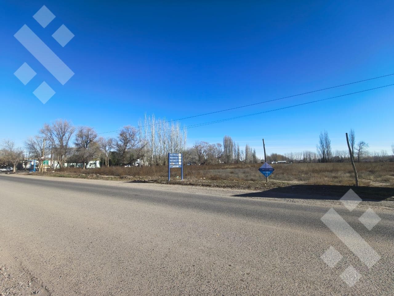 Land for Sale: 3,000 m². Viterbori Ave. General Roca, Río Negro