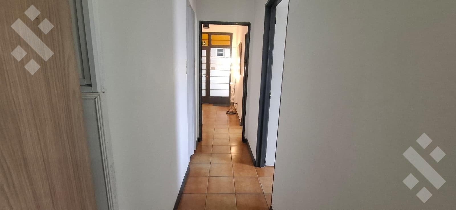 OFFICE FOR SALE: 600 Santa Fe, ground floor. Neuquén City
