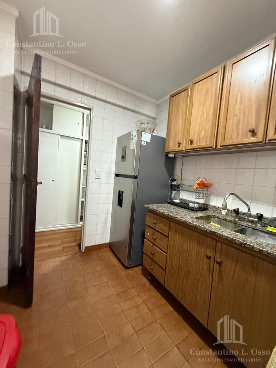 2-Room Apartment - Avellaneda - For Rent