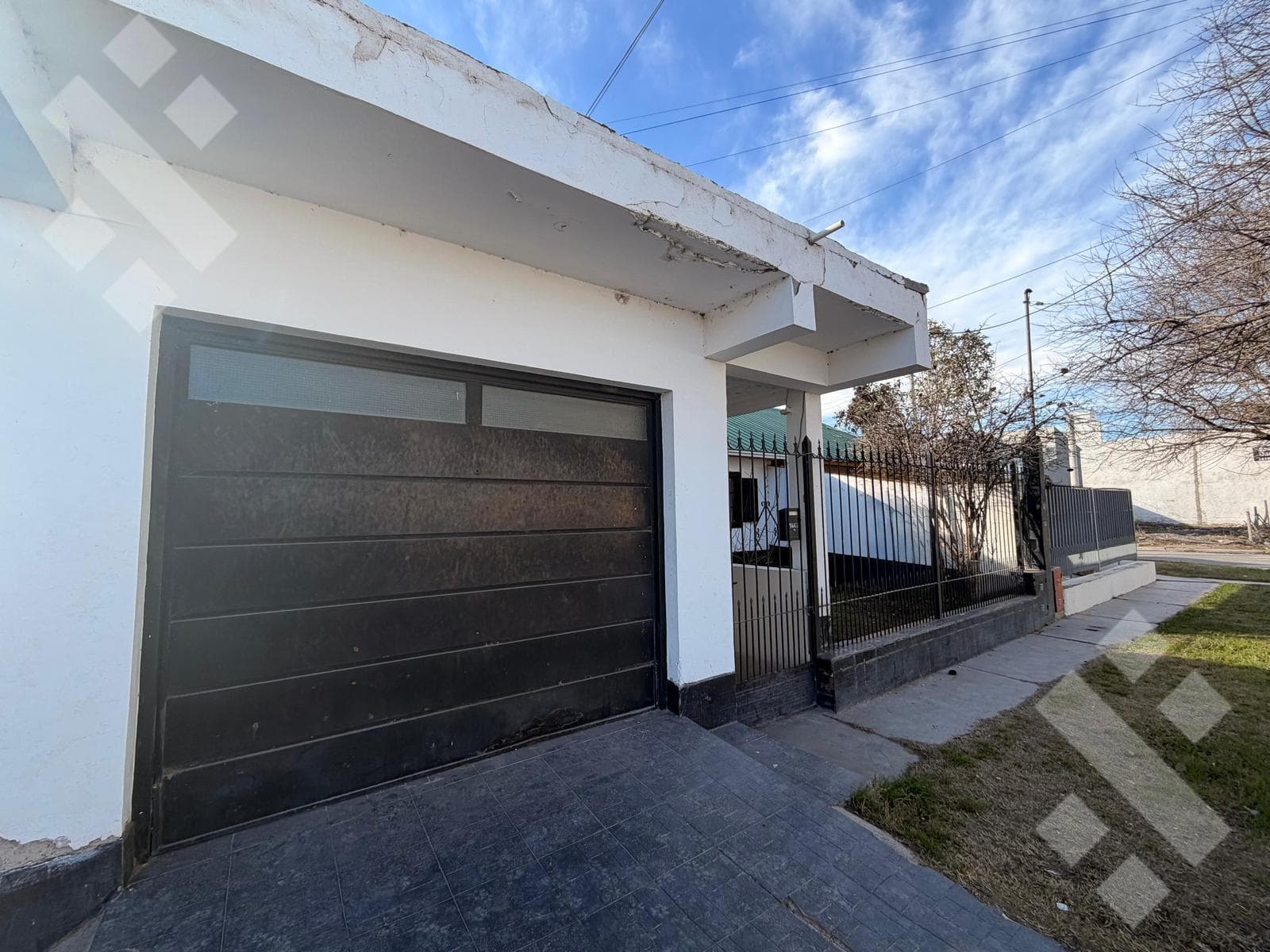 3-BEDROOM HOUSE FOR SALE - CONFLUENCIA URBANA
