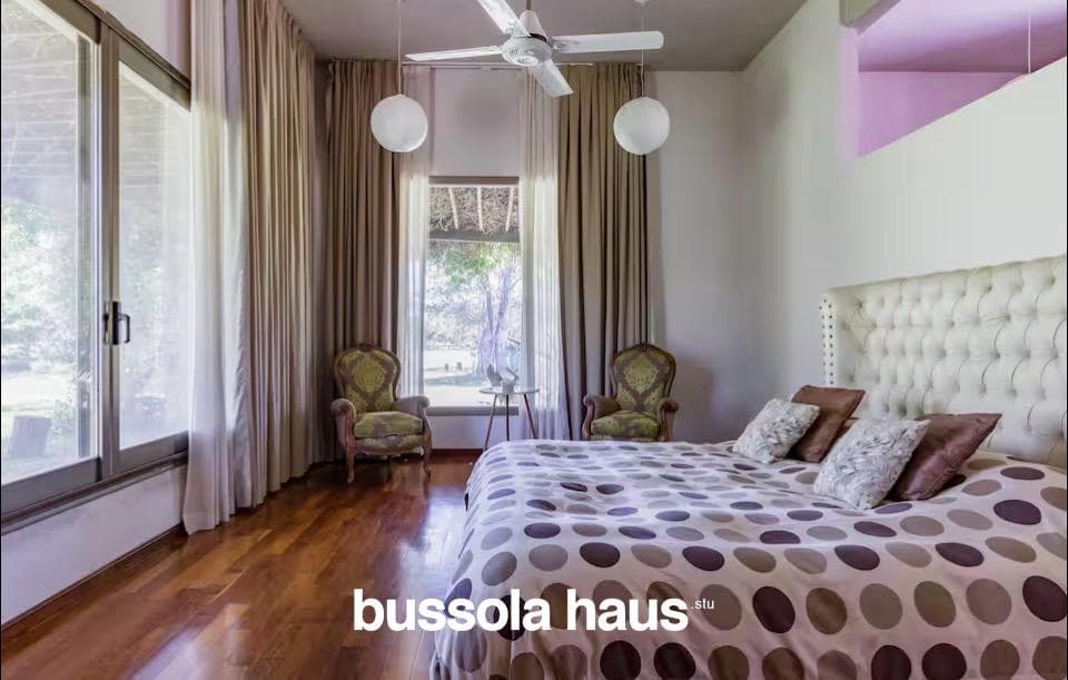 Country House in Chacras del Paraná