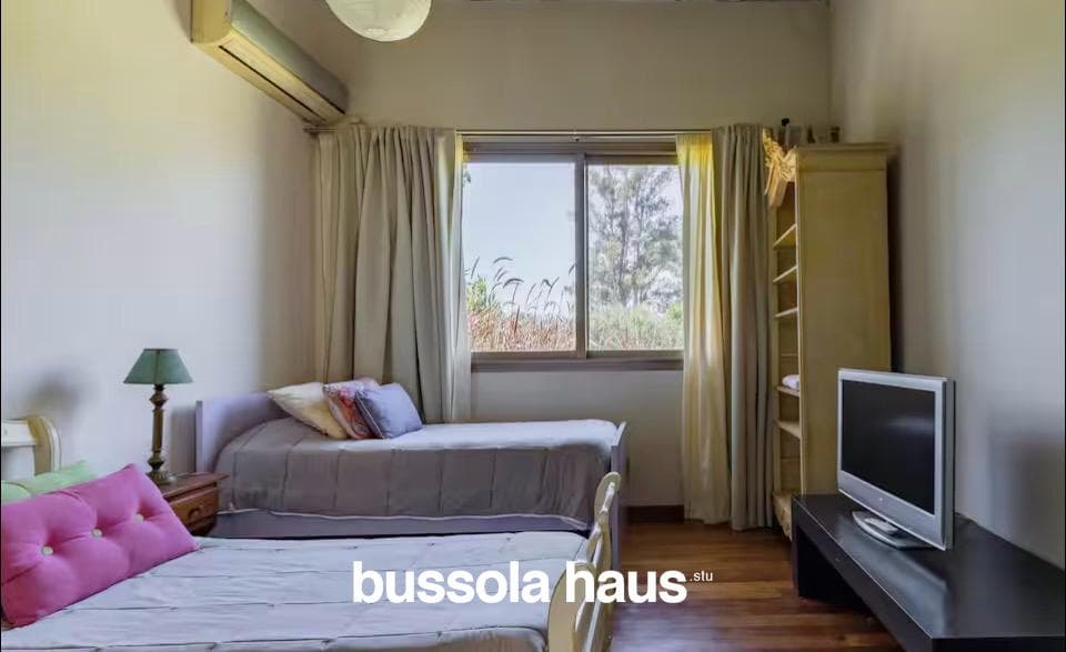 Country House in Chacras del Paraná