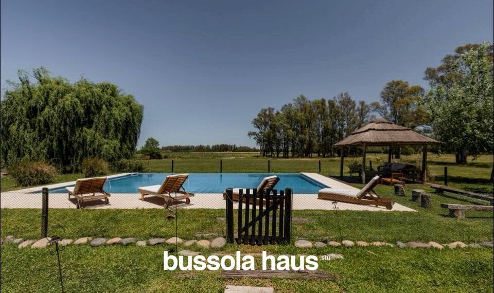 Country House in Chacras del Paraná