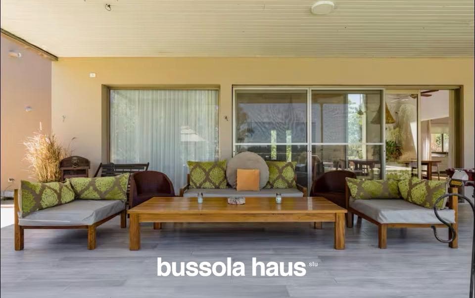 Country House in Chacras del Paraná