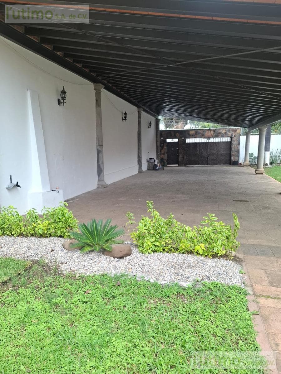 HOUSE FOR RENT WITH A POOL IN LOMAS DEL MIRADOR, CUERNAVACA