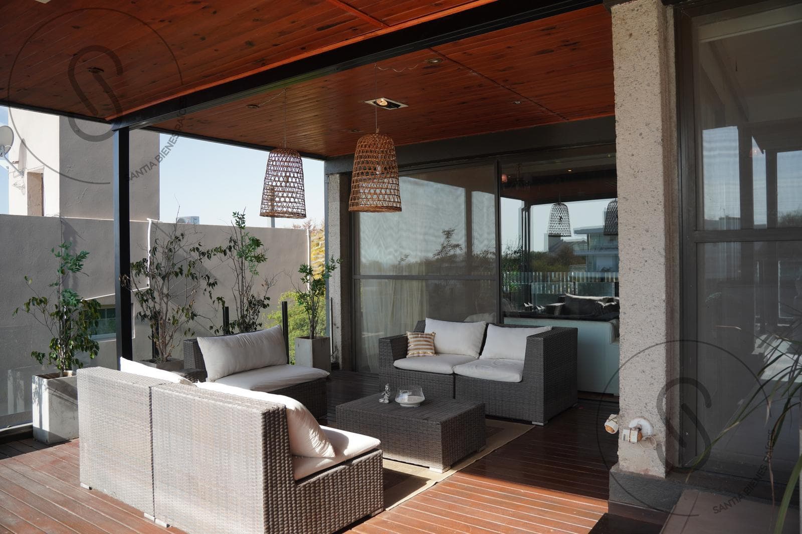 HOUSE FOR SALE IN LA RUFINA: 4 BEDROOMS, SWIMMING POOL
