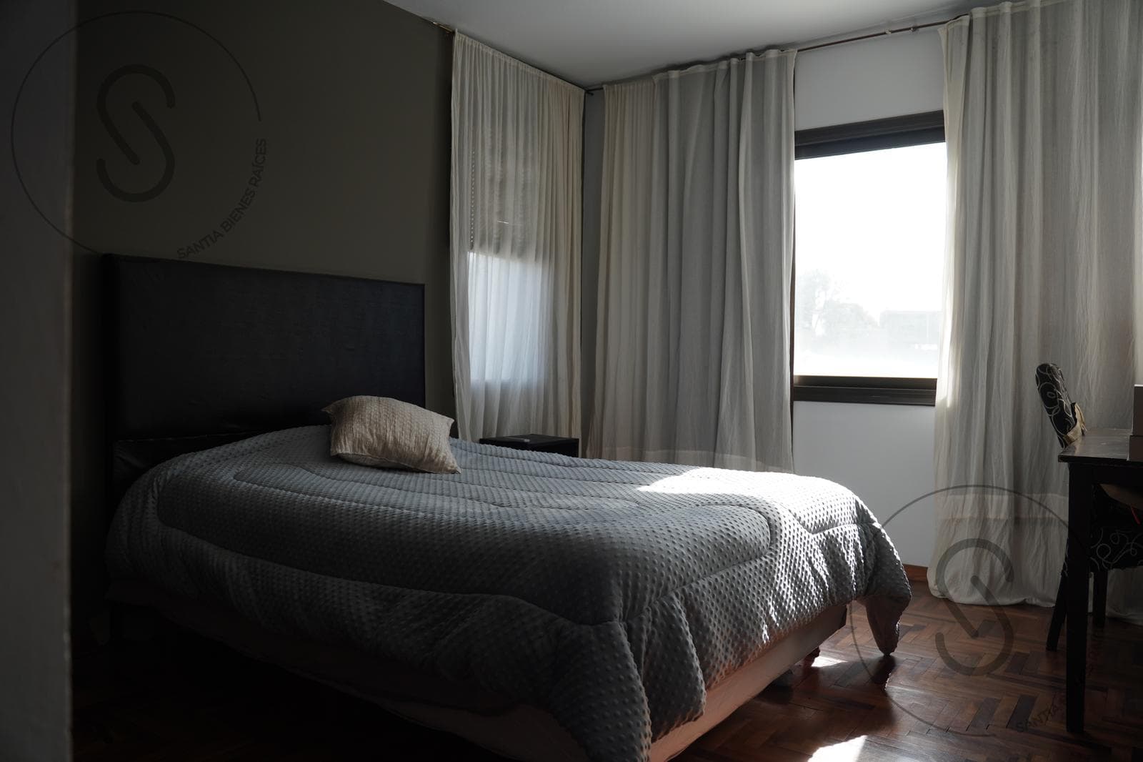 HOUSE FOR SALE IN LA RUFINA: 4 BEDROOMS, SWIMMING POOL