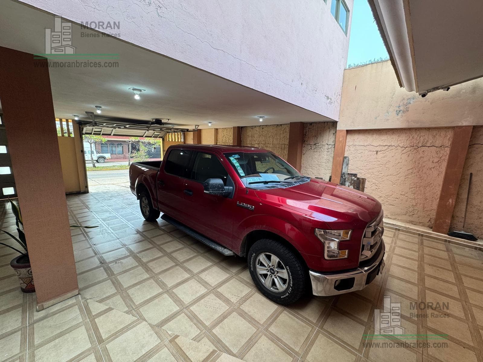House for Sale, 1411 Hidalgo Street, Manuel Ávila Camacho Neighborhood, Coatzacoalcos, Veracruz.