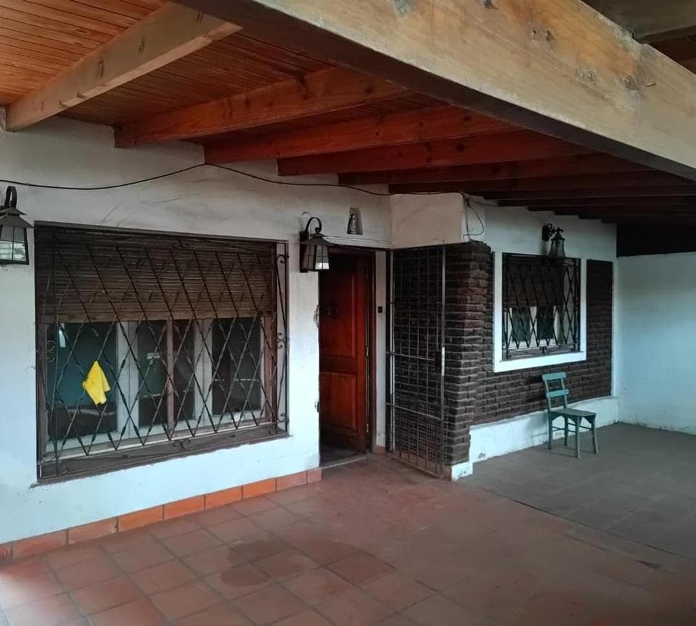 House in Paso del Rey—Excellent Location