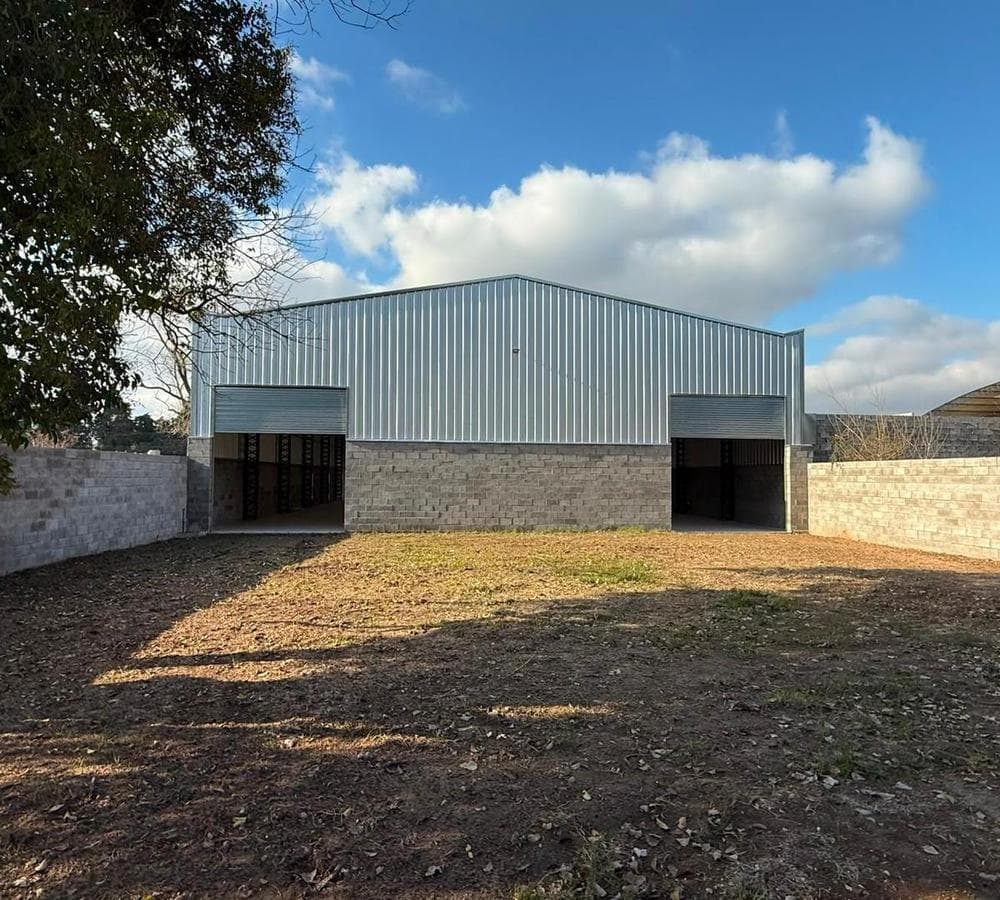 WAREHOUSE FOR RENT IN LUJÁN